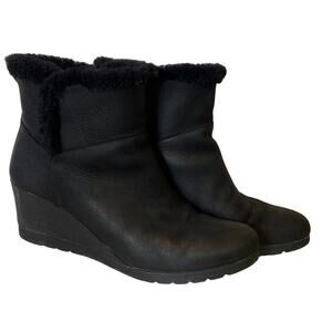 UGG Black Leather Suede Waterproof Wedge Fur Boots Size 10